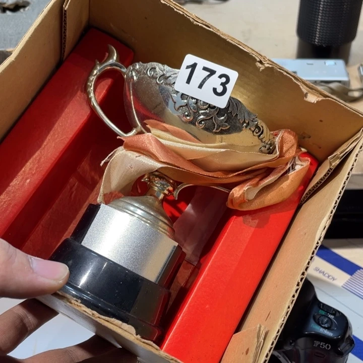 【闪购商品】董****g精美瓷器尽在明古屋