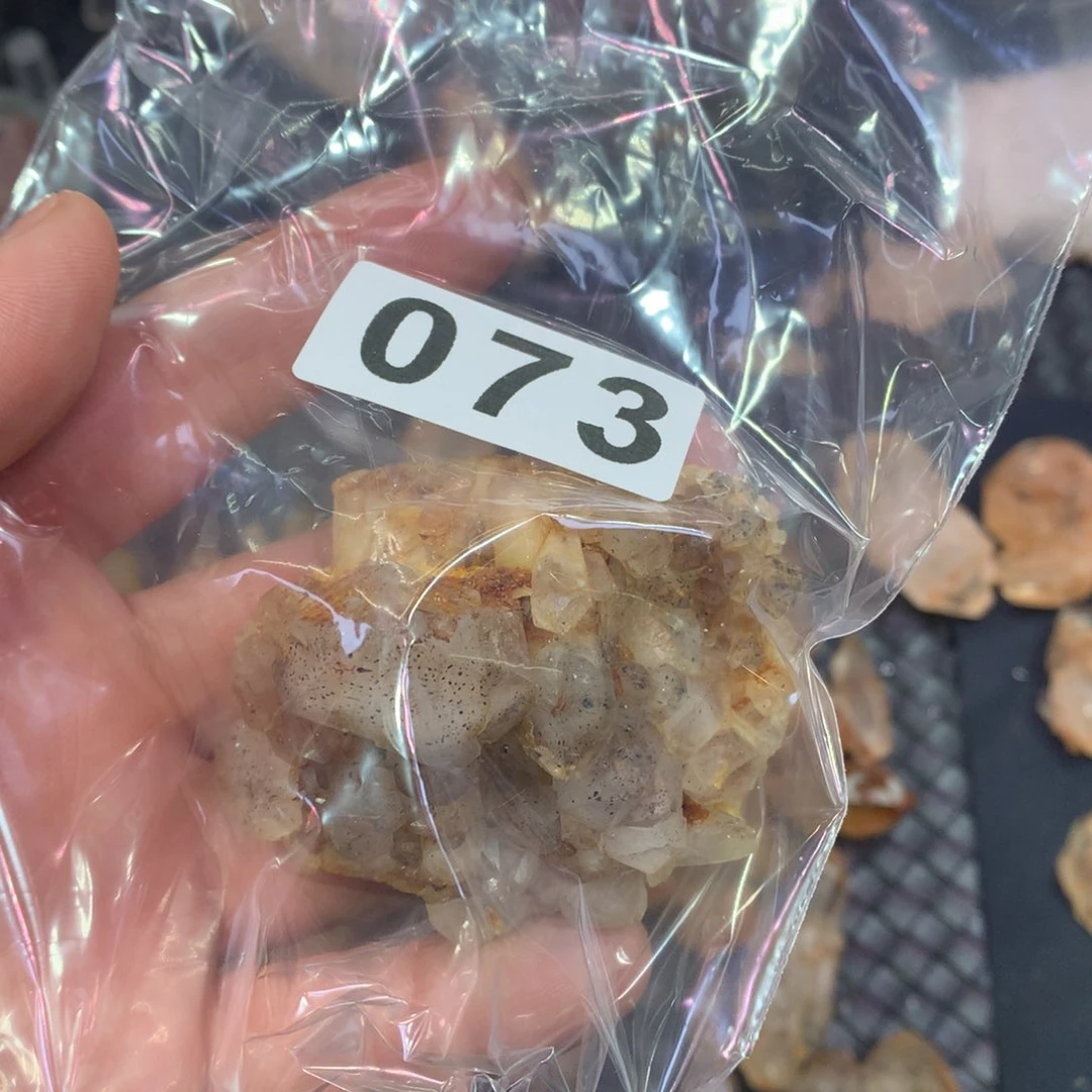 水晶水晶花未镶嵌往**人