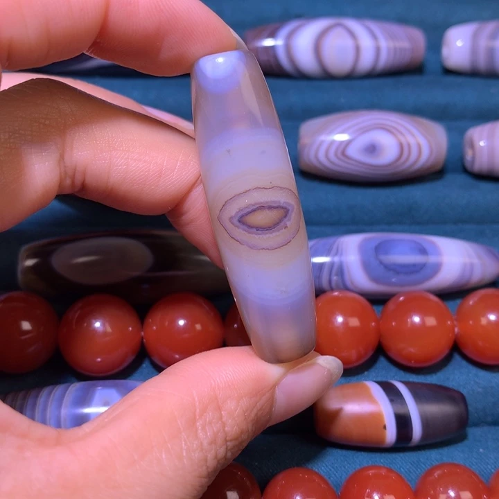 未镶嵌玛瑙/玉髓珠宝奇石