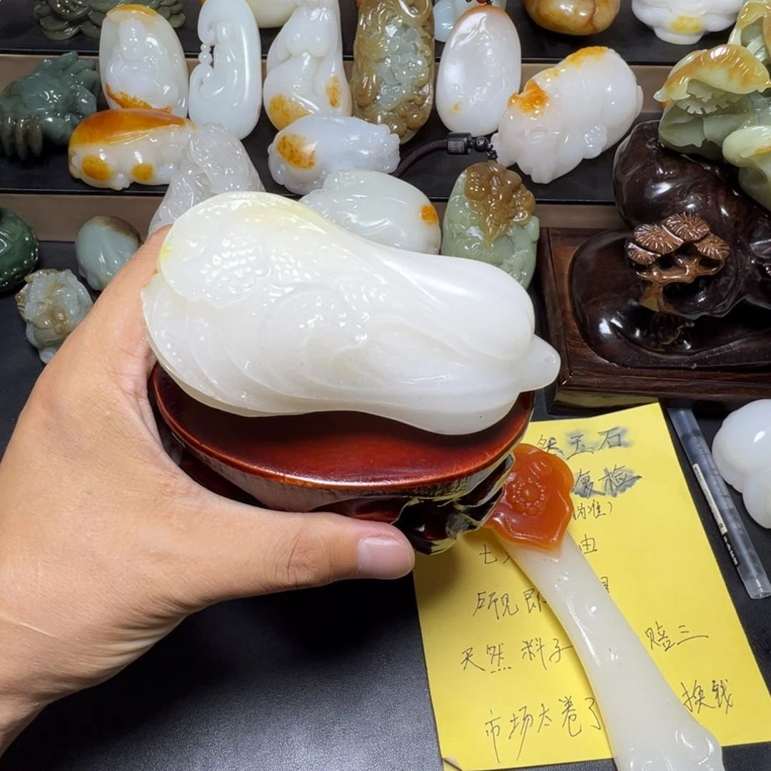 玉掌**己新疆昆仑山脉料子；精品