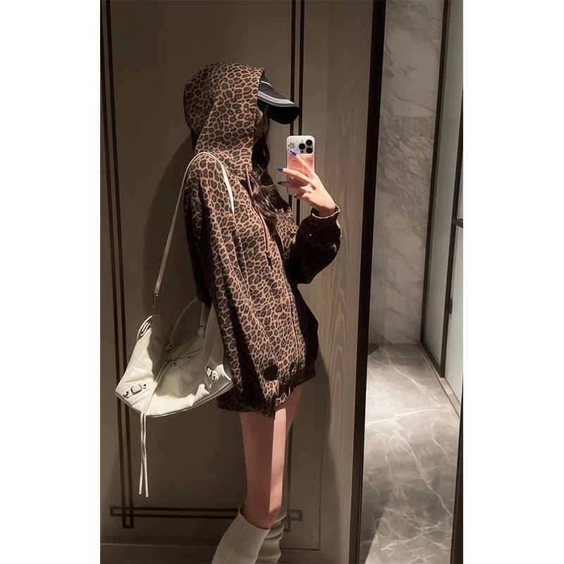 秋季美式设计感修身显瘦网红穿搭气质时尚豹纹宽松百搭外套上衣女