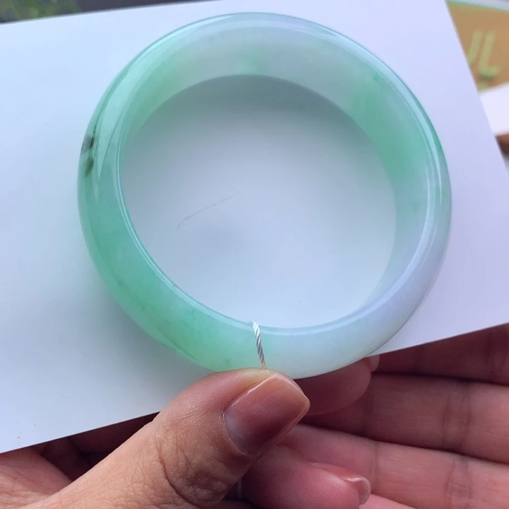翡翠未镶嵌手镯天然翡翠手镯