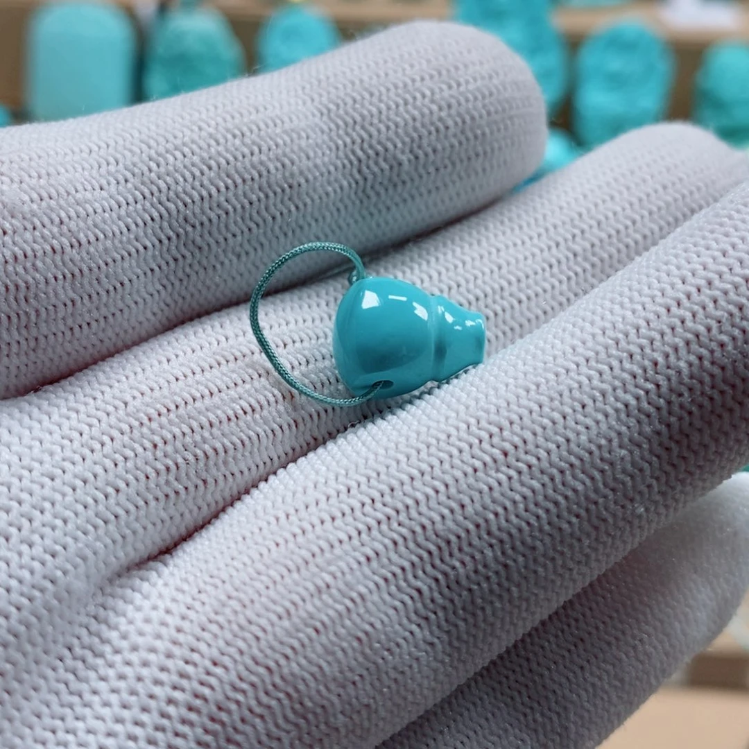 绿松石珠宝奇石未镶嵌派***氧