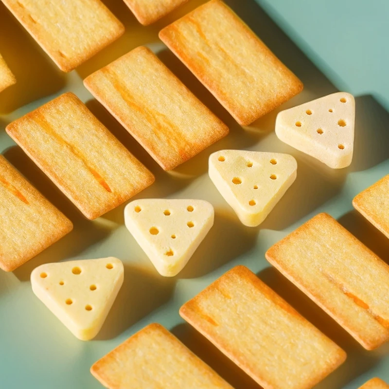 岩烧芝士脆饼干薄脆咸味健康解馋休闲追剧办公室零食