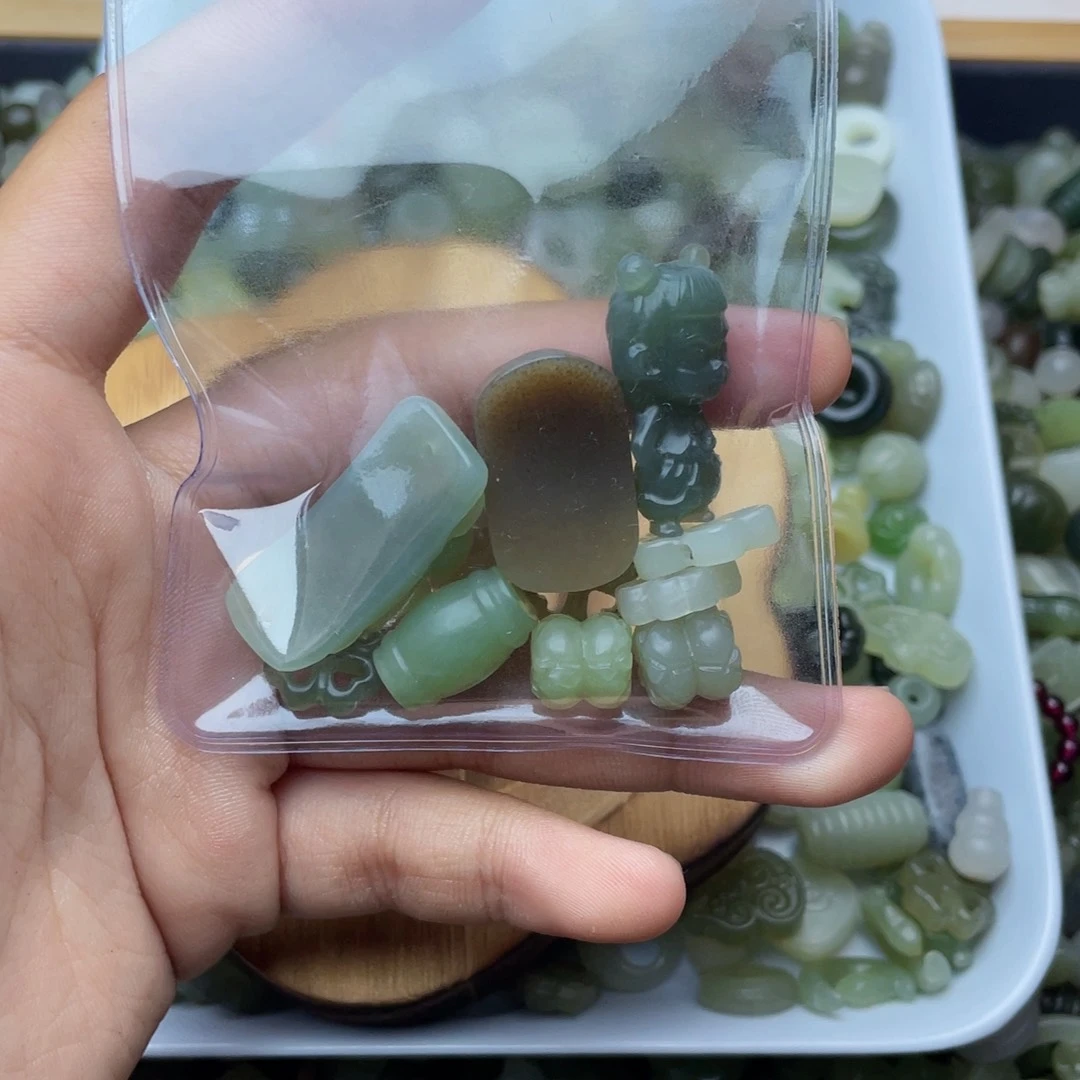 手链未镶嵌和田玉?****兰