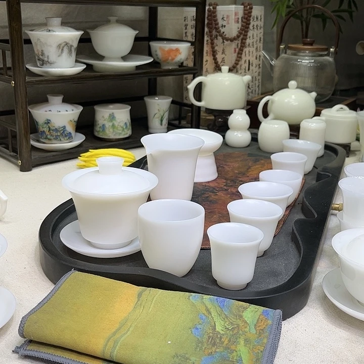 只****，111111111111111111111111