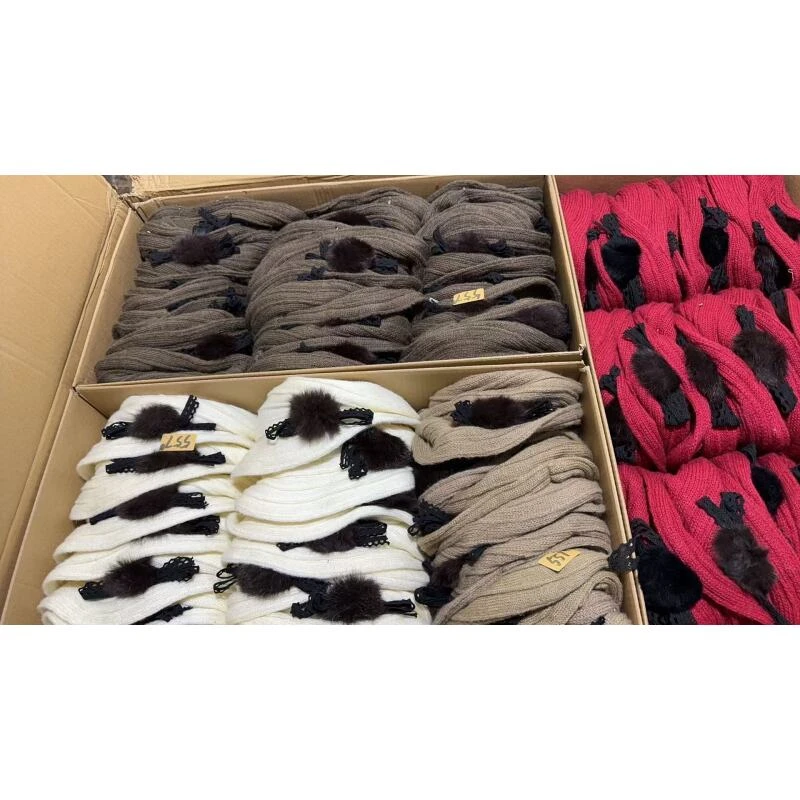 587#韩单兔球帽子