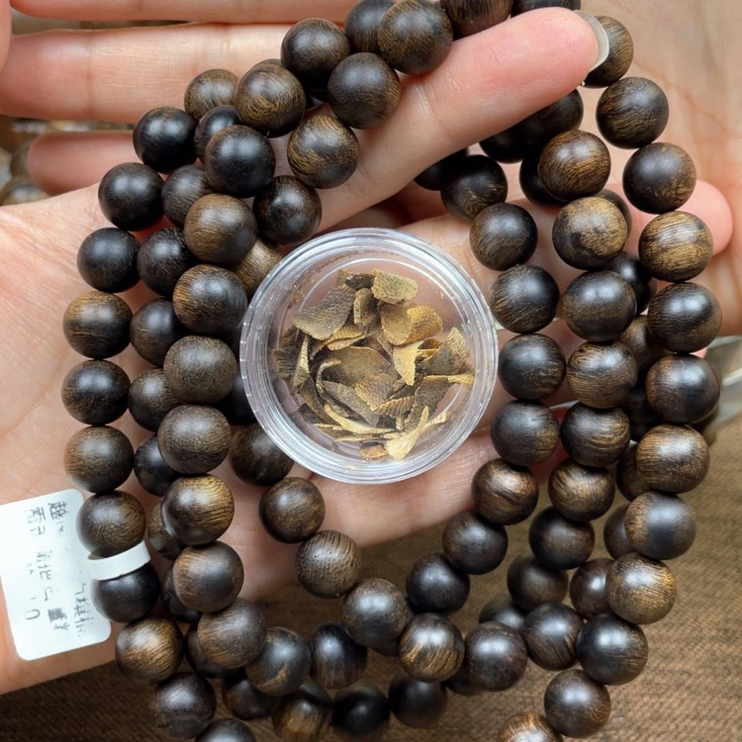 沉香碎屑沉香帅****6➕沉香佛珠越南芽庄白奇楠玉化瘿子瘤疤
