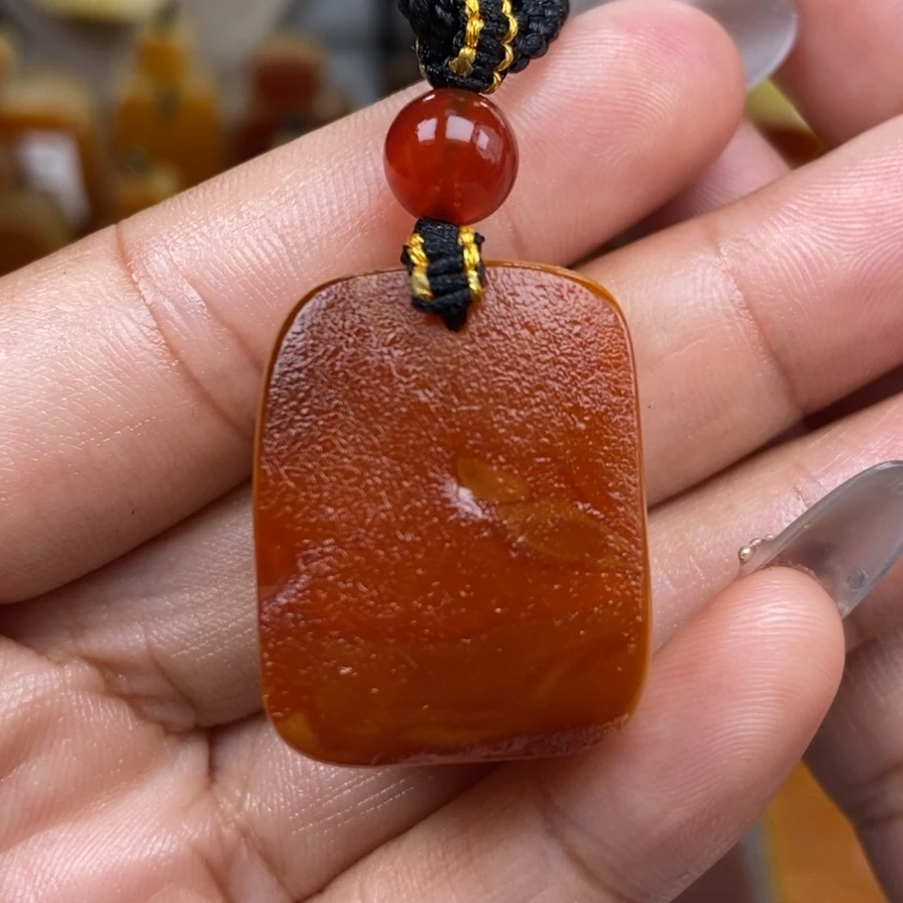 【闪购商品】琥珀颈饰未镶嵌