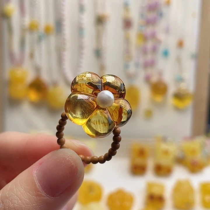 琥珀未镶嵌裸石戒指