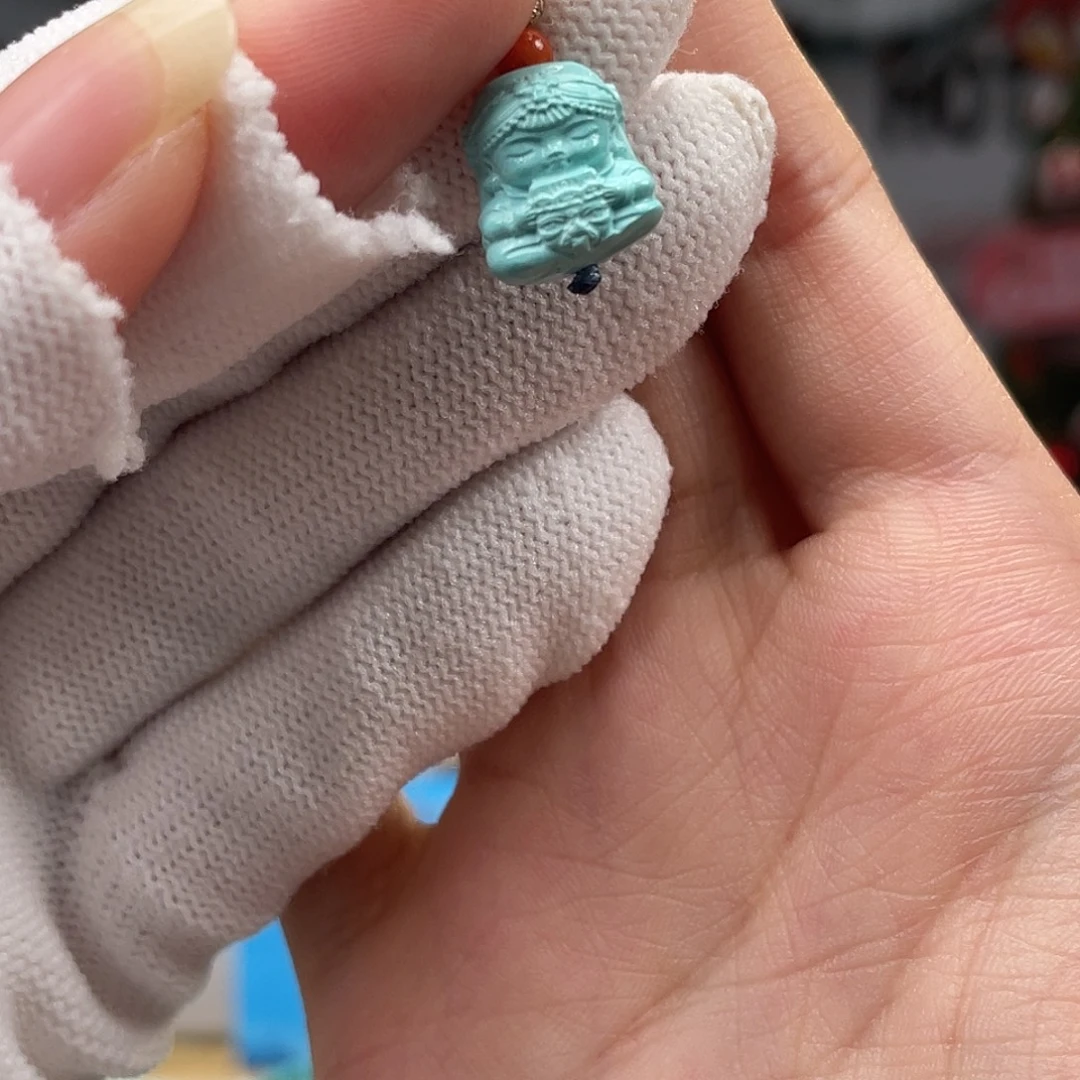 绿松石未镶嵌挂件