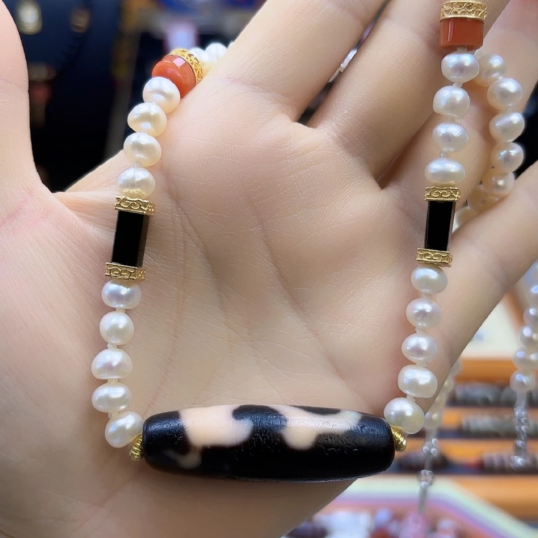 玛瑙/玉髓颈饰未镶嵌