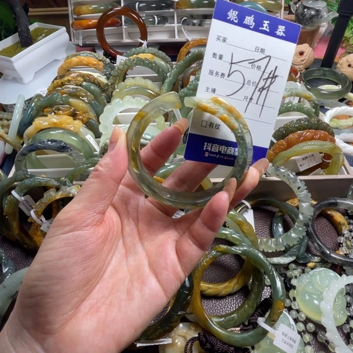 未镶嵌蛇纹石玉手镯