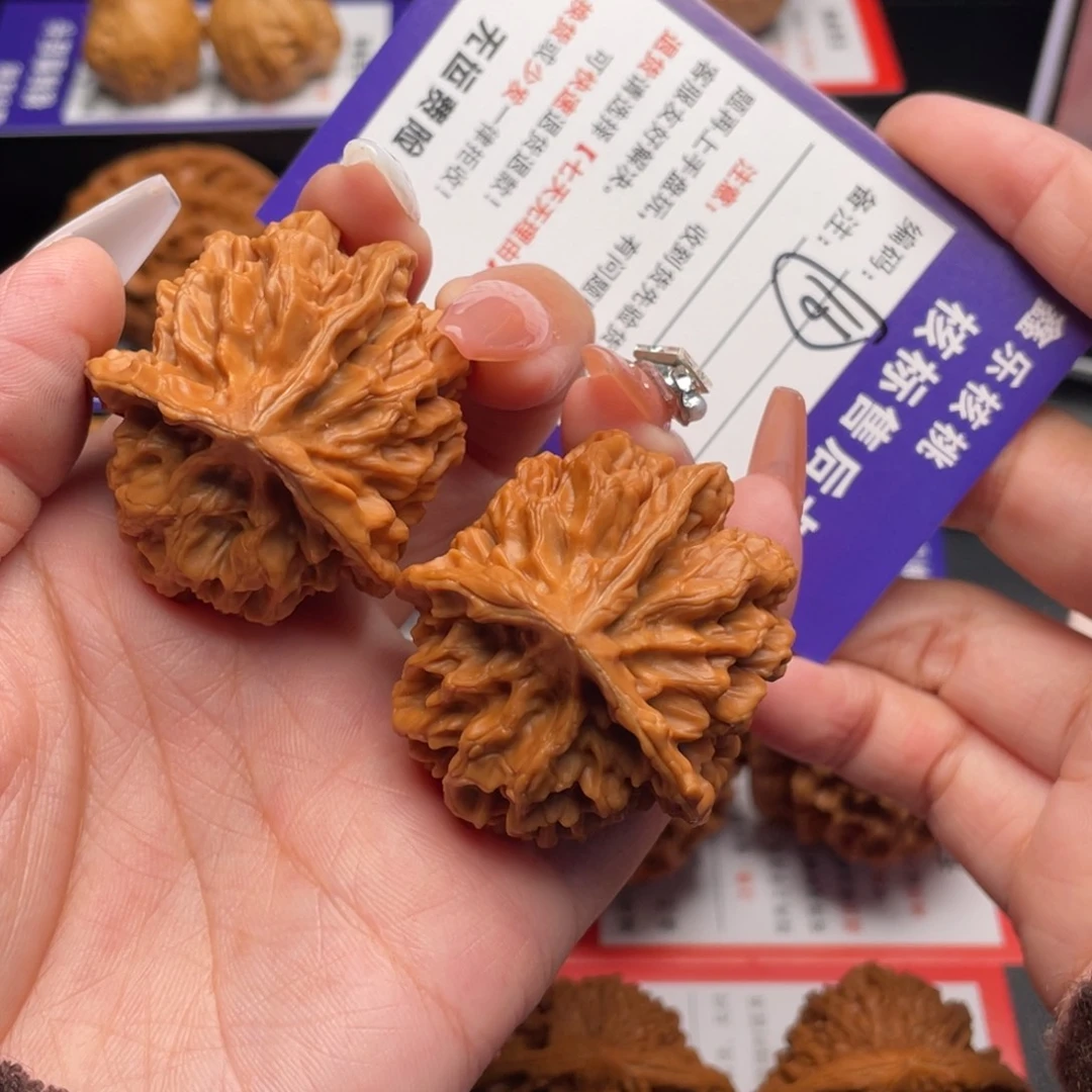 M***君把件文玩核桃三棱43