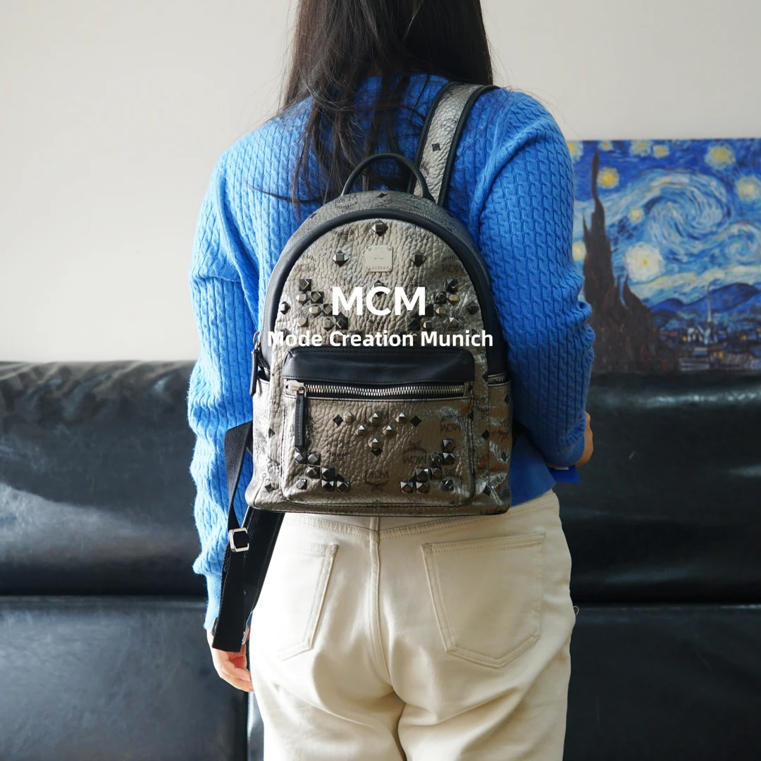 95新 MCM 银色双肩包/HD01615041/5041