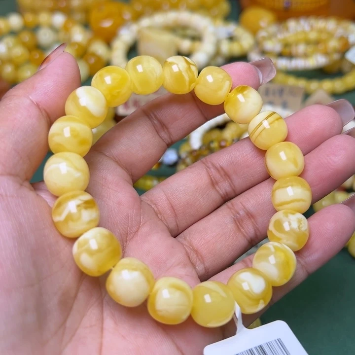 蜜蜡未镶嵌珠宝奇石