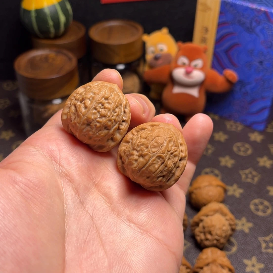 文玩核桃吊坠边32肚子33全品舍利