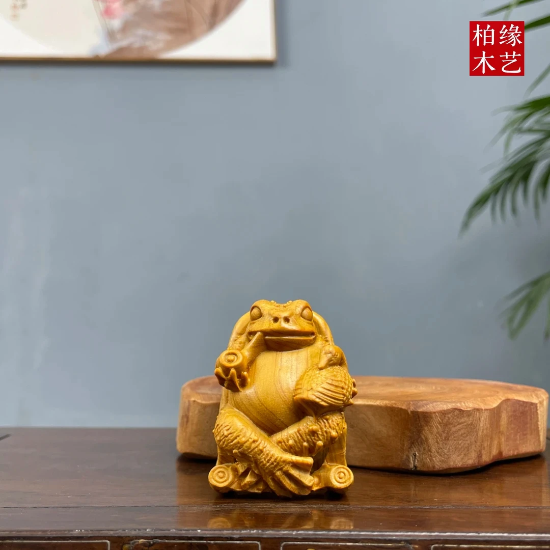 崖柏木人生赢家心想事成癞蛤蟆想吃天鹅肉雕刻工艺品6cm