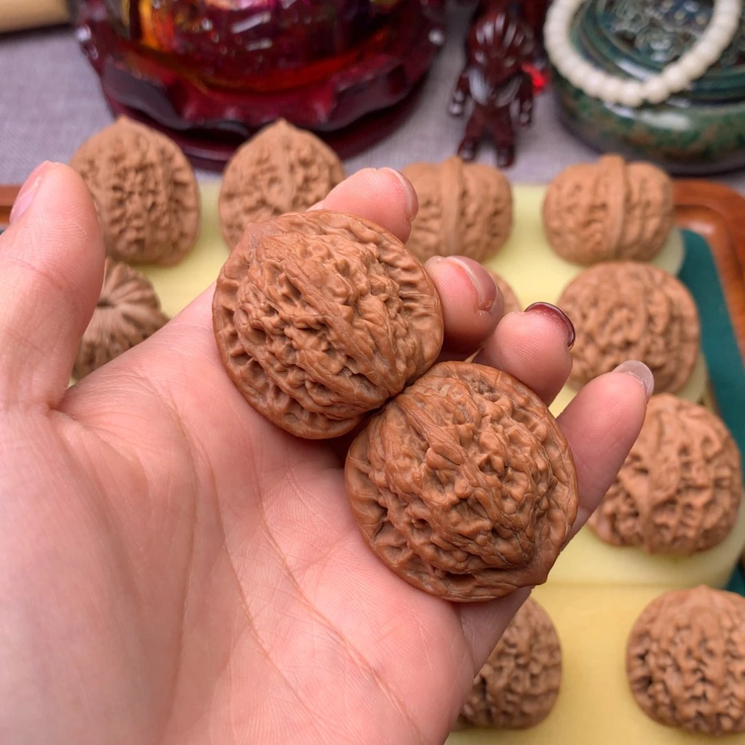 文玩核桃把件阿*力核桃