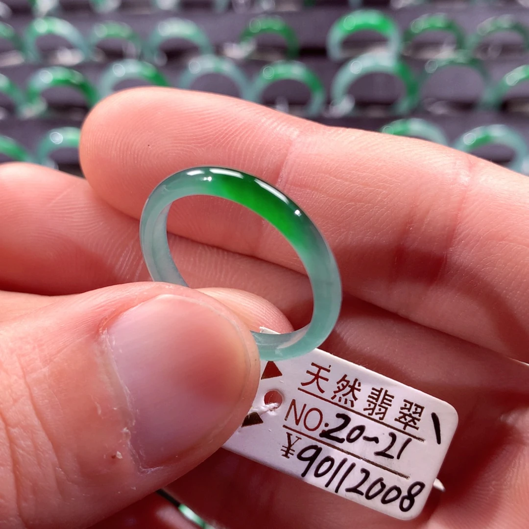 翡翠未镶嵌戒指翡翠戒指