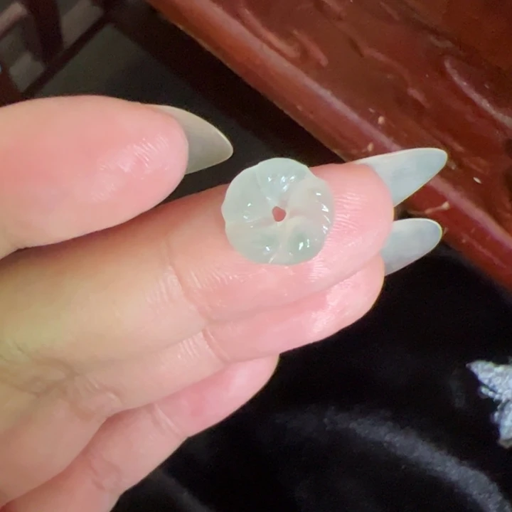 筱***语定制翡翠未镶嵌翡翠