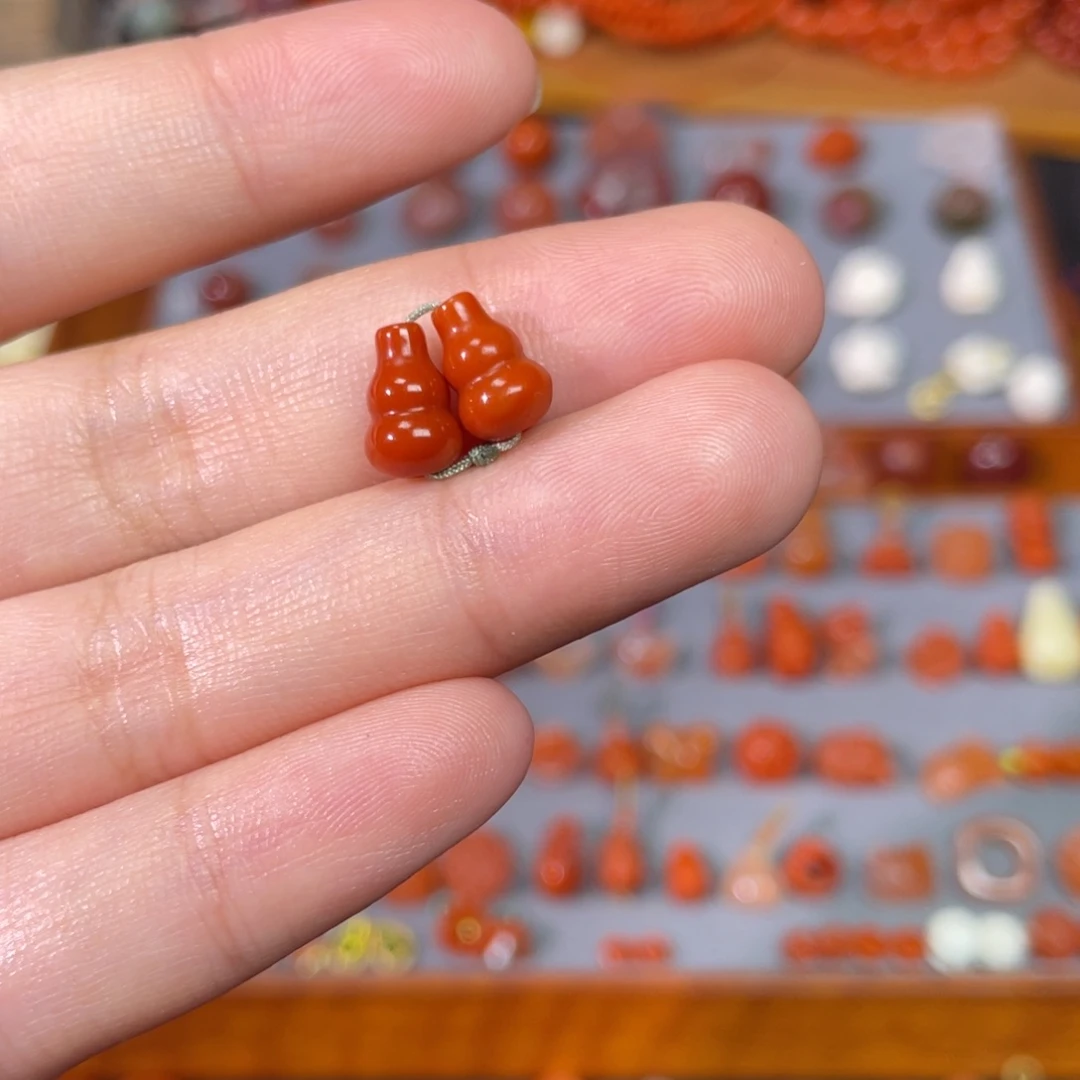 南红玛瑙未镶嵌葫芦一对卡6.1