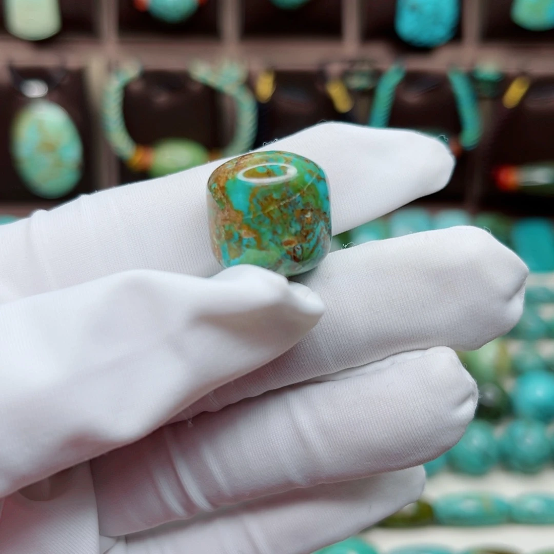 绿松石未镶嵌纯天然原矿绿松石