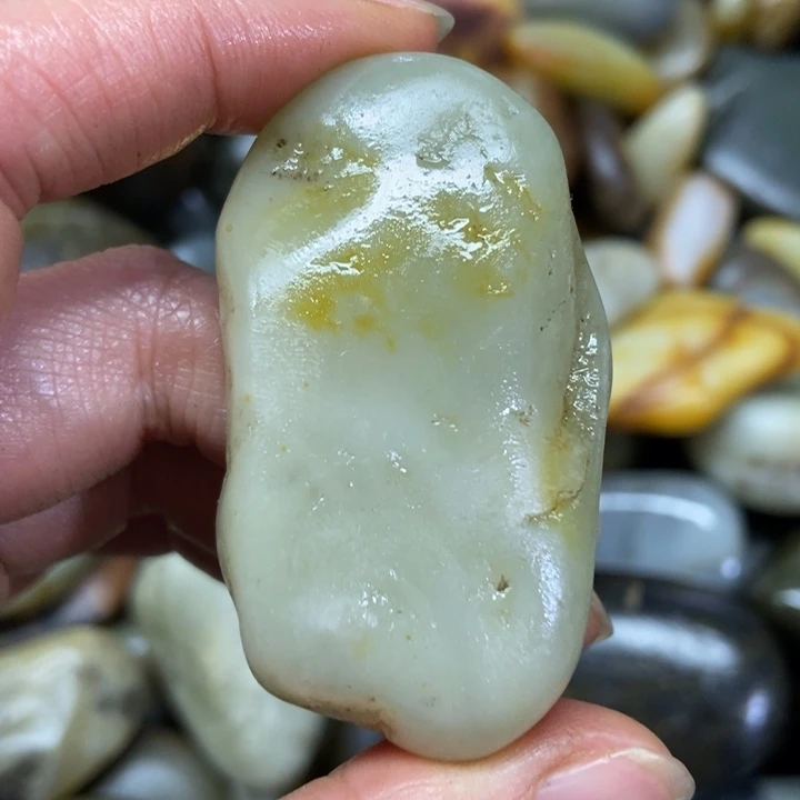 和田玉（糖玉）未镶嵌挂件