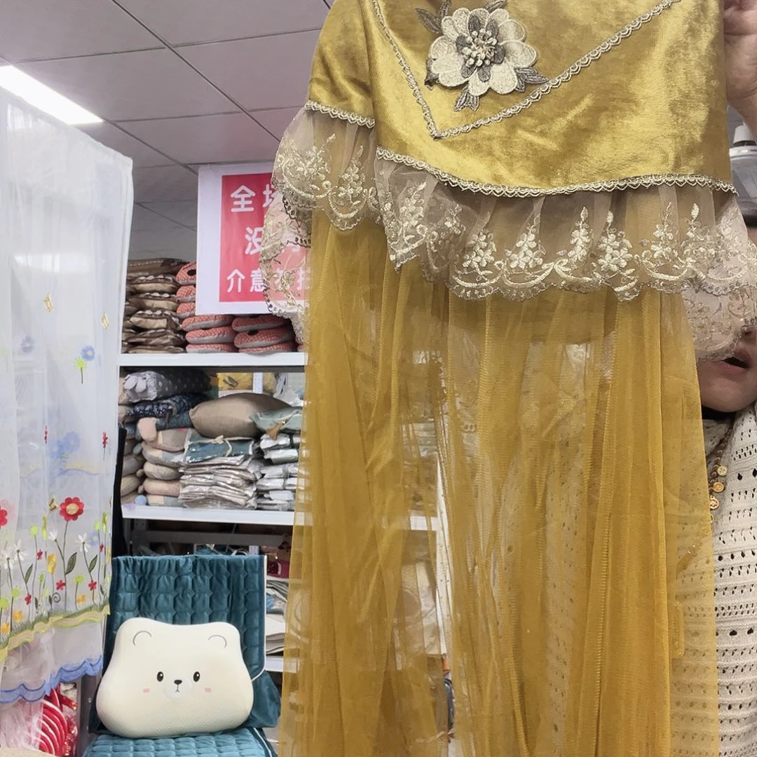 雪尼尔啦咯啦咯啦咯啦咯啦