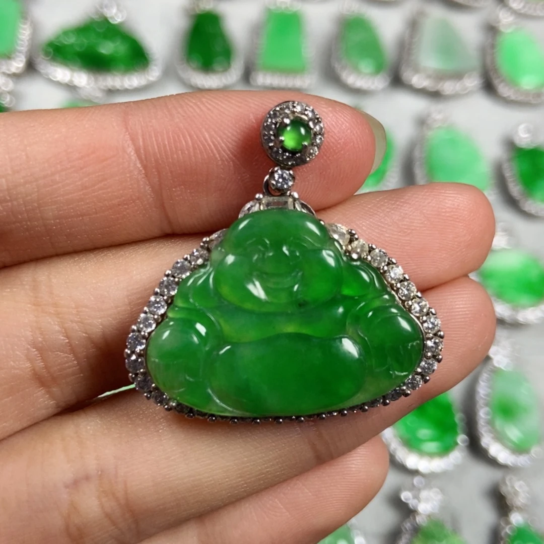 颈饰未镶嵌翡翠佛公