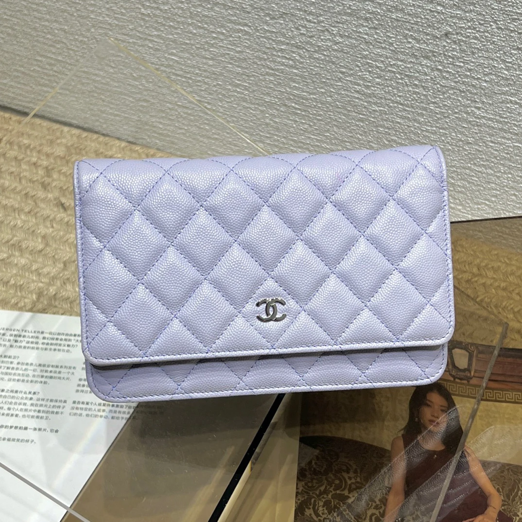 99新 Chanel/香奈儿 21K 薰衣草紫银扣荔枝纹牛皮woc发财包
