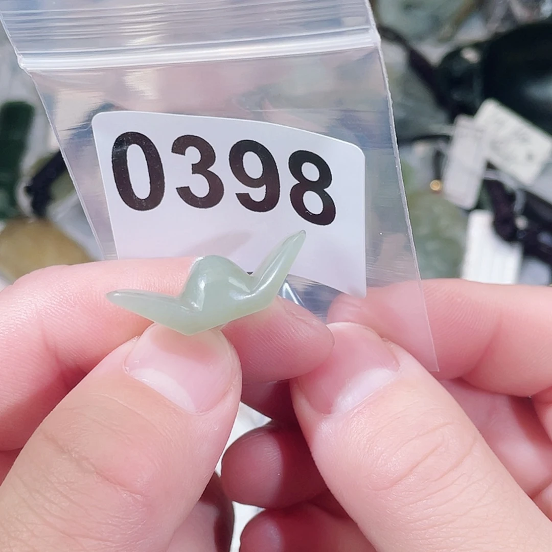 和田玉车挂未镶嵌