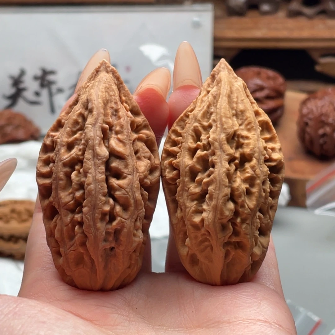 文玩核桃把件小楸香50