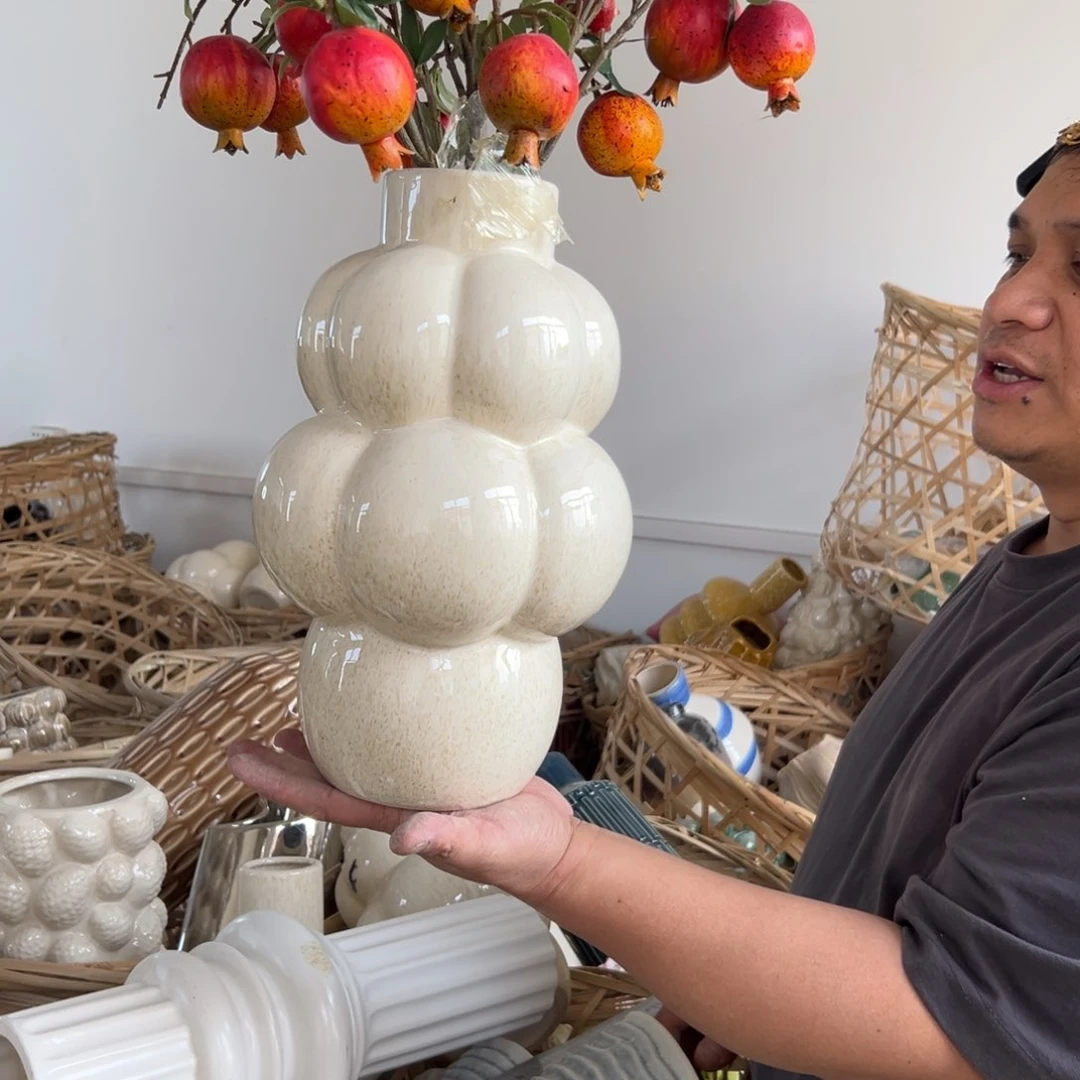 摆件46 号高中低温陶瓷瓶（部分微瑕）