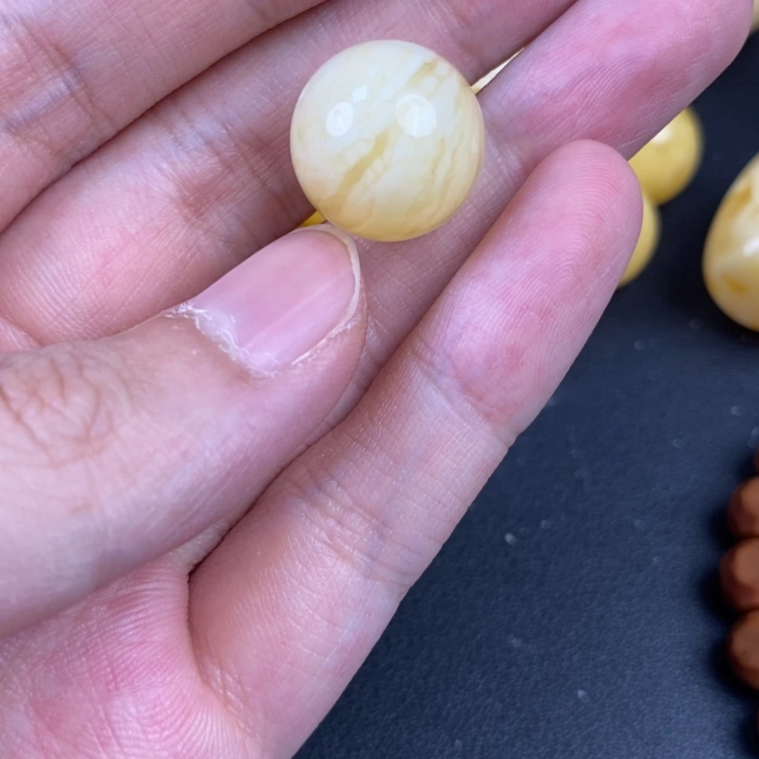 裸石琥珀未镶嵌皮色24