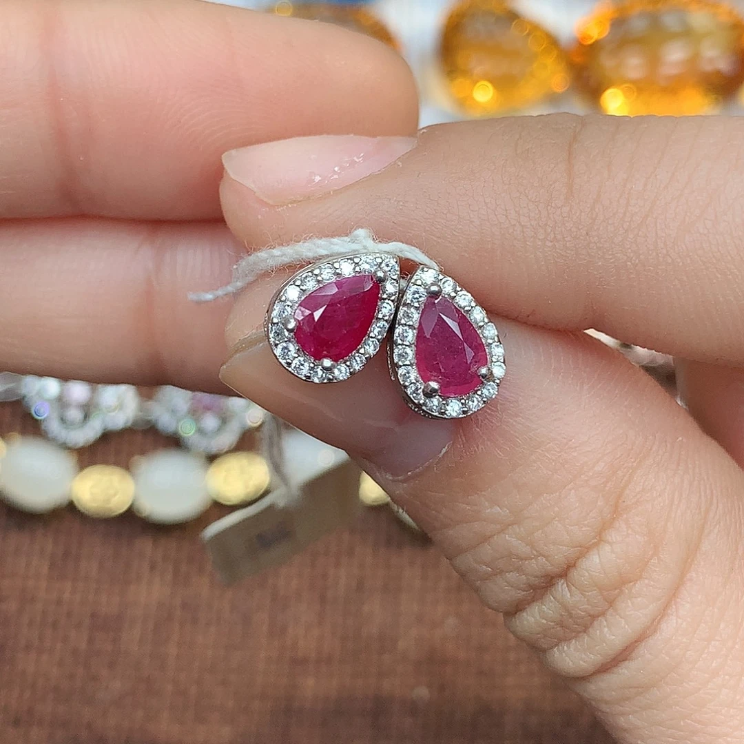 红宝石银S925镶嵌耳饰