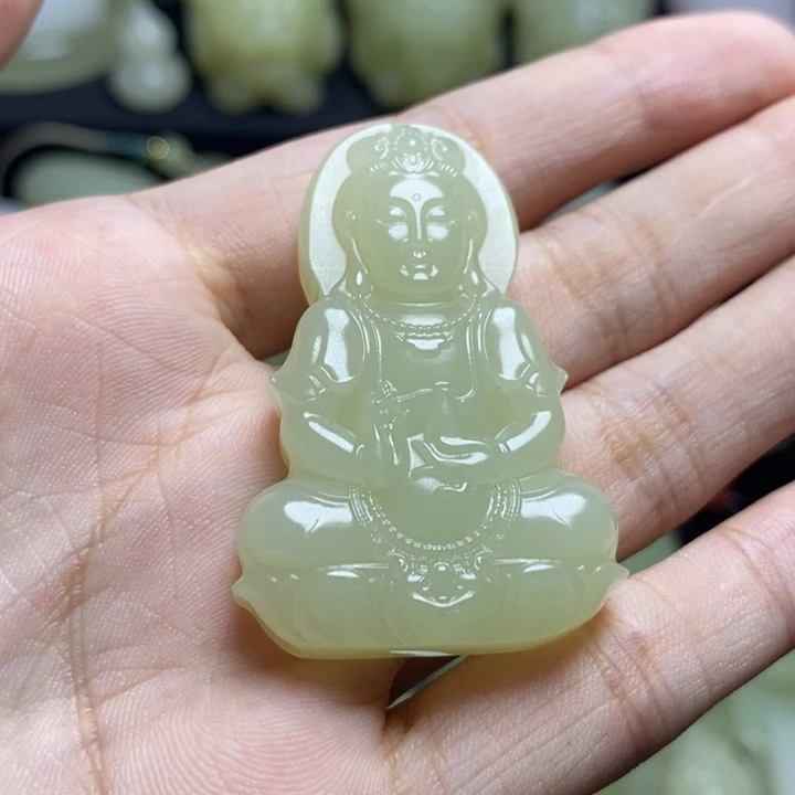 昆仑山料青玉观音