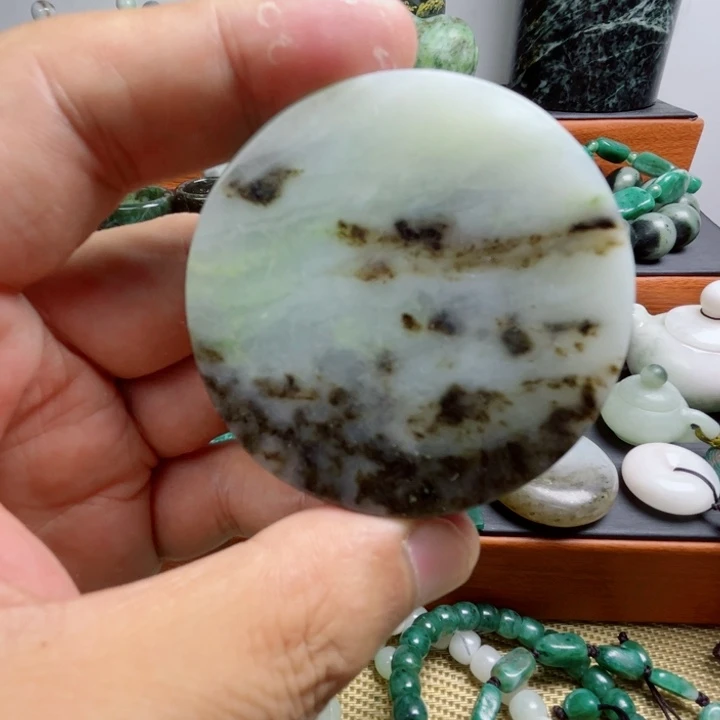 独山玉未镶嵌珠宝半成品