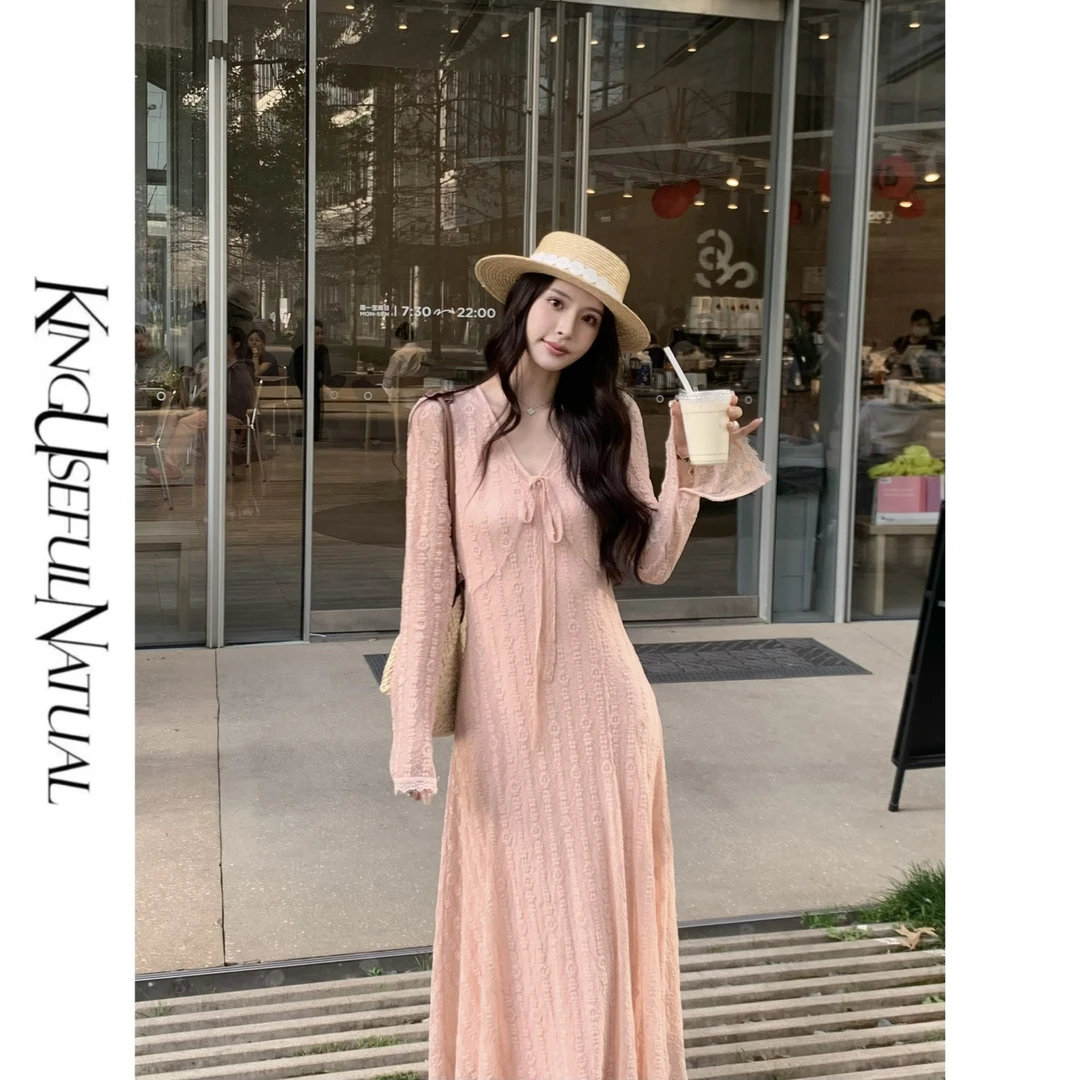 KUN【桃花坞】散发魅力 透感蕾丝高弹针织精致v领开叉连衣裙套装