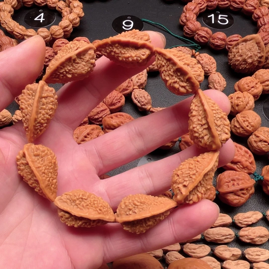 左***情吊坠文玩核桃麒麟