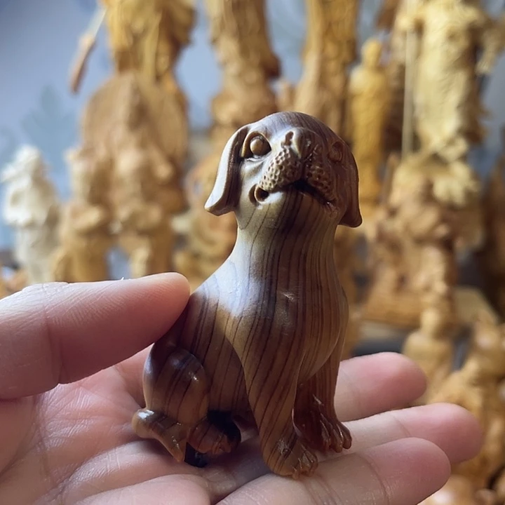 柏木（崖柏）崖柏生肖犬