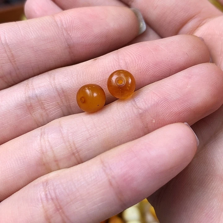 未镶嵌琥珀珠宝奇石