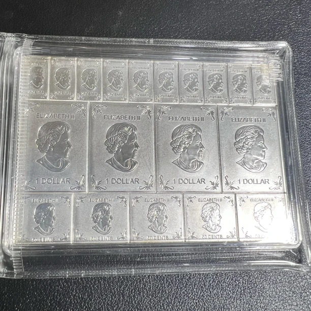 加N大枫叶2盎司方形银币