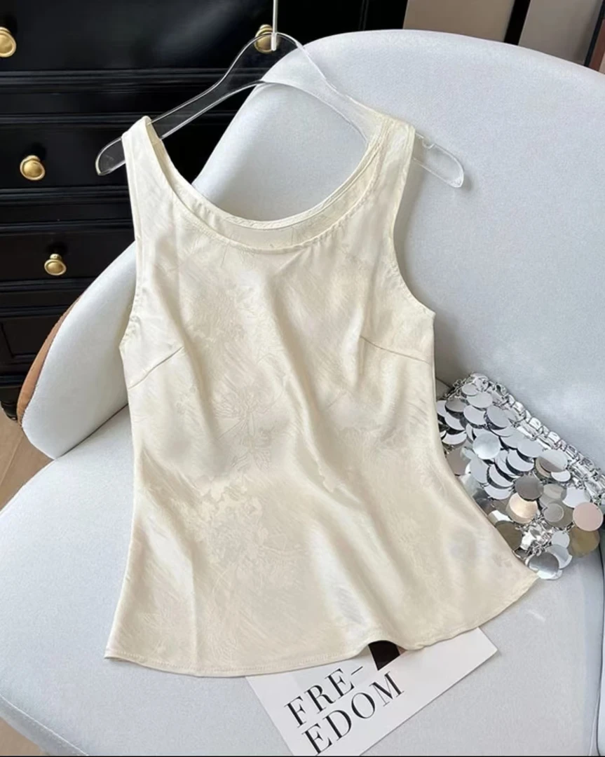 新款高品质简约时尚无袖洋气背心15110