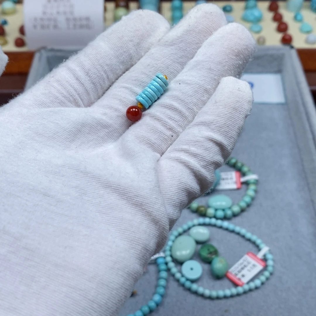 南红玛瑙配饰未镶嵌