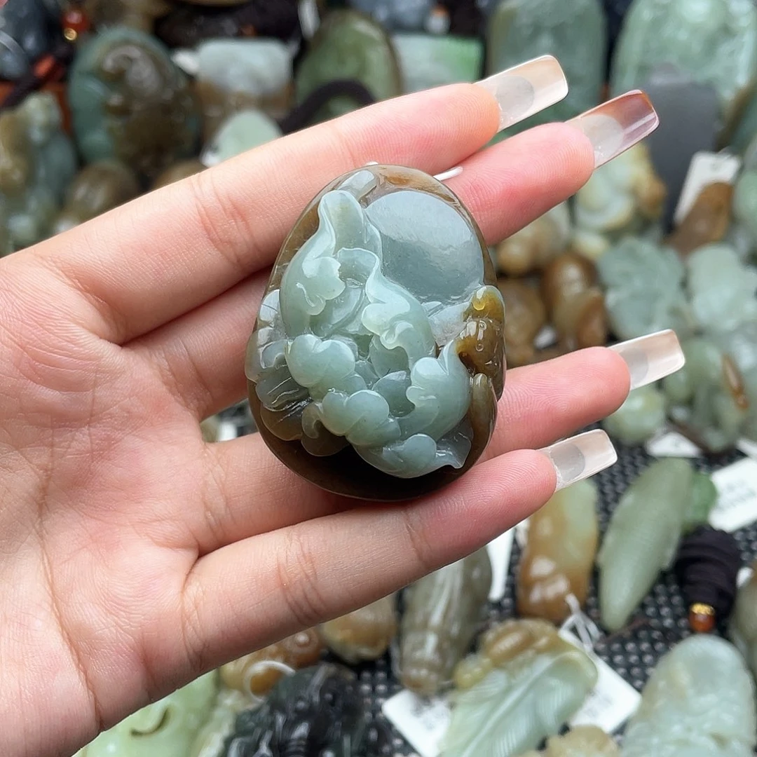 和田玉未镶嵌挂件