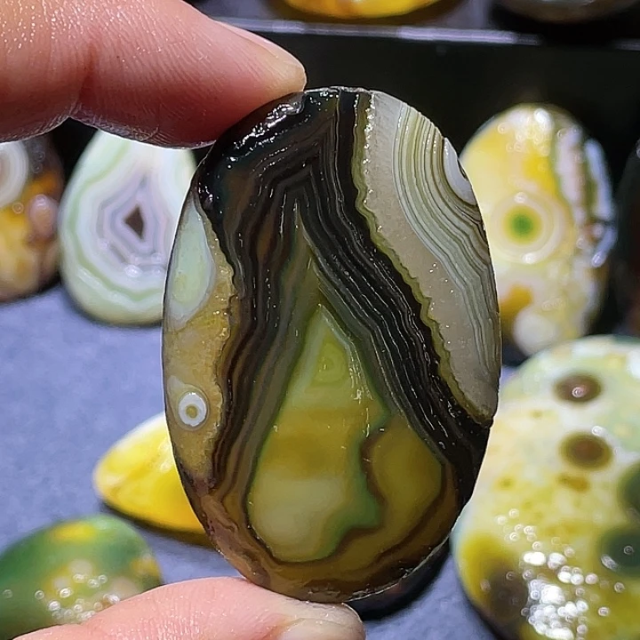 玛瑙/玉髓未镶嵌吊坠(不含链)