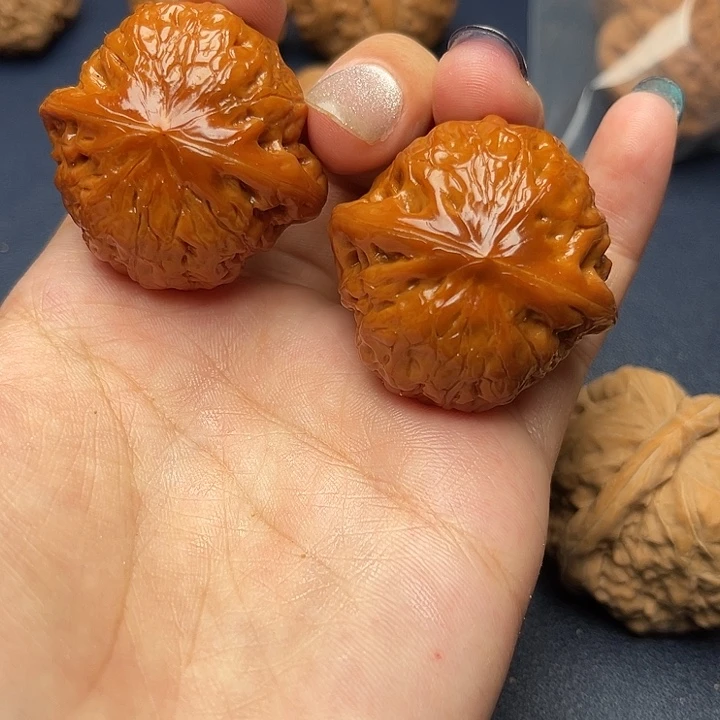 文玩核桃手串铁锤