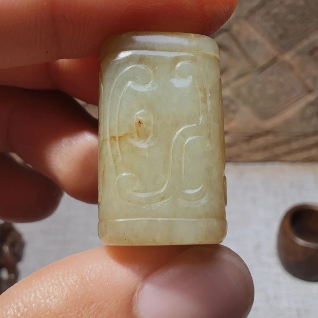 喜***子和田玉（糖玉）未镶嵌挂件