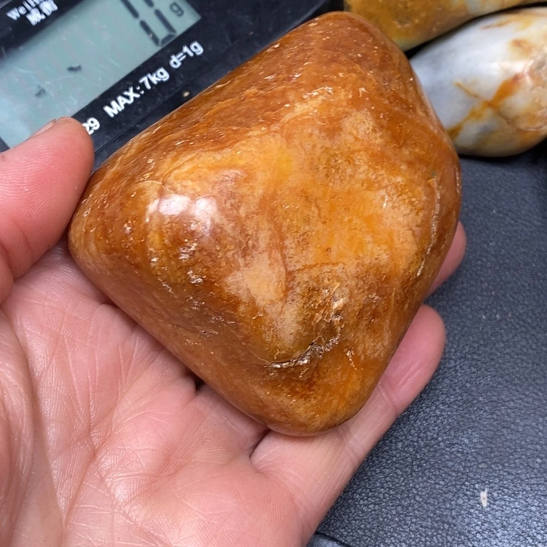 和田玉未镶嵌珠宝奇石